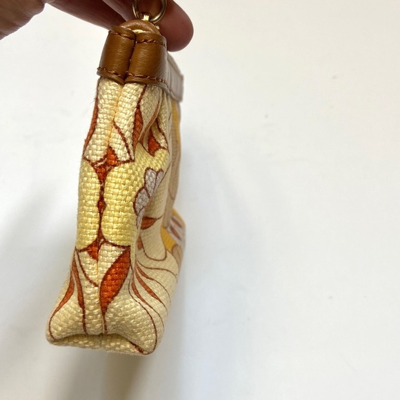 Spartina 449 Wristlet - Picture 8 of 15